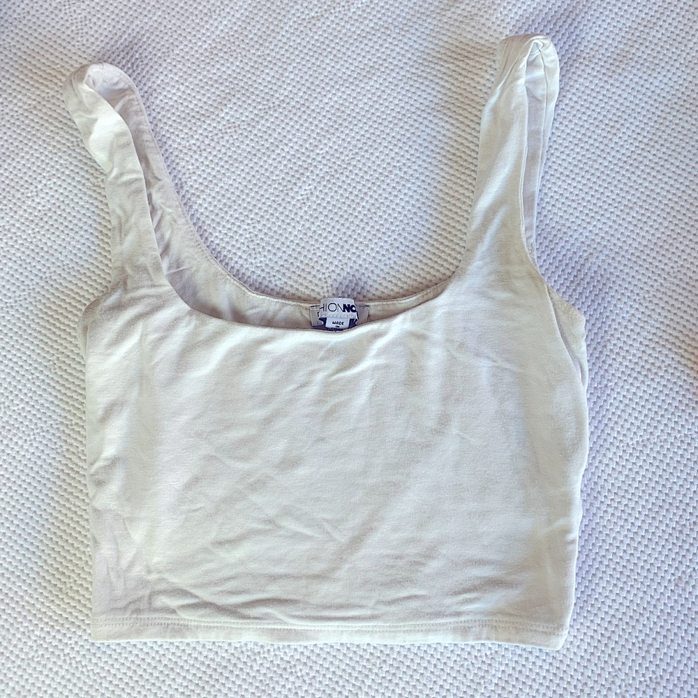 Crop top white basic tank